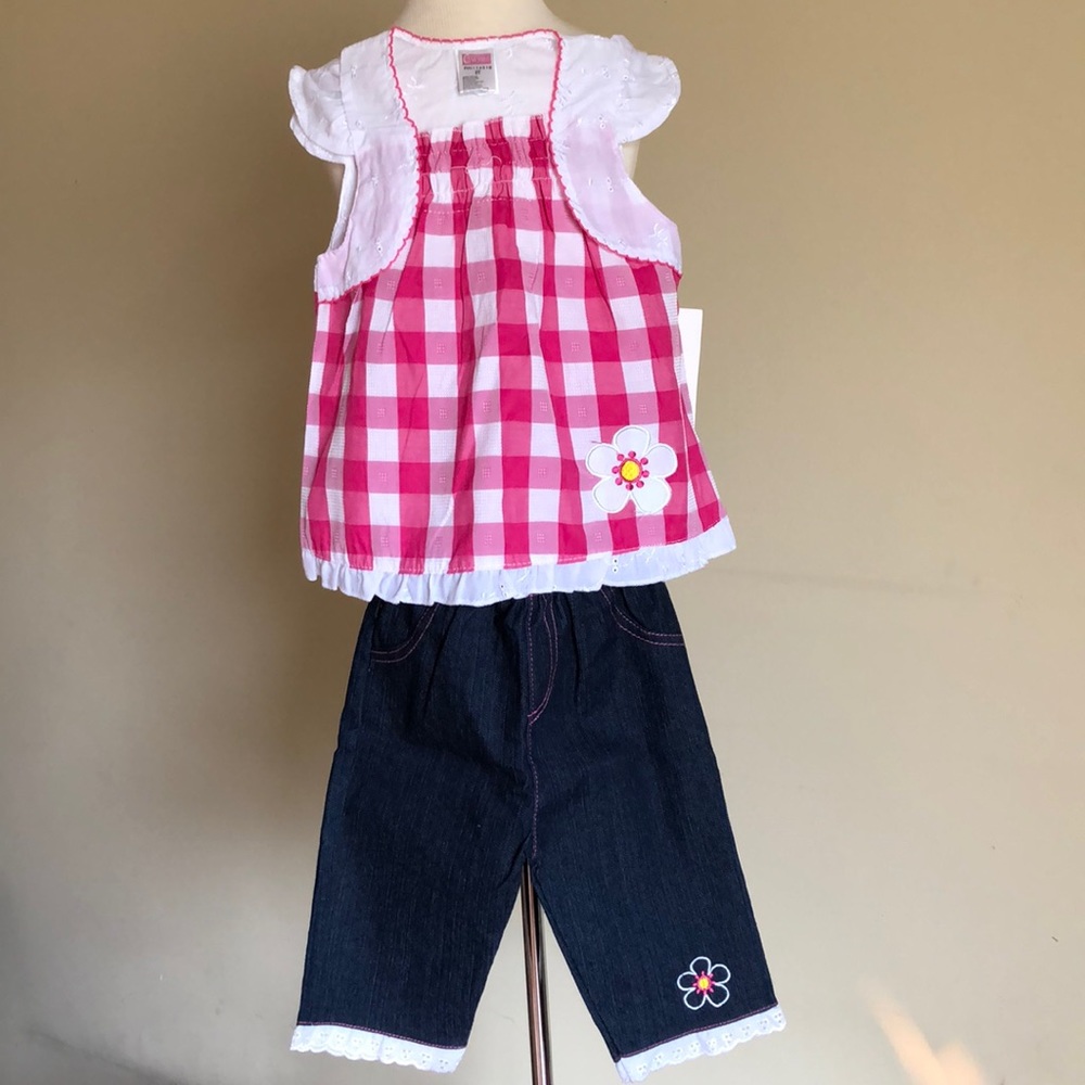 Girls 2T 2Piece matching outfit Shirt & Capris NWT